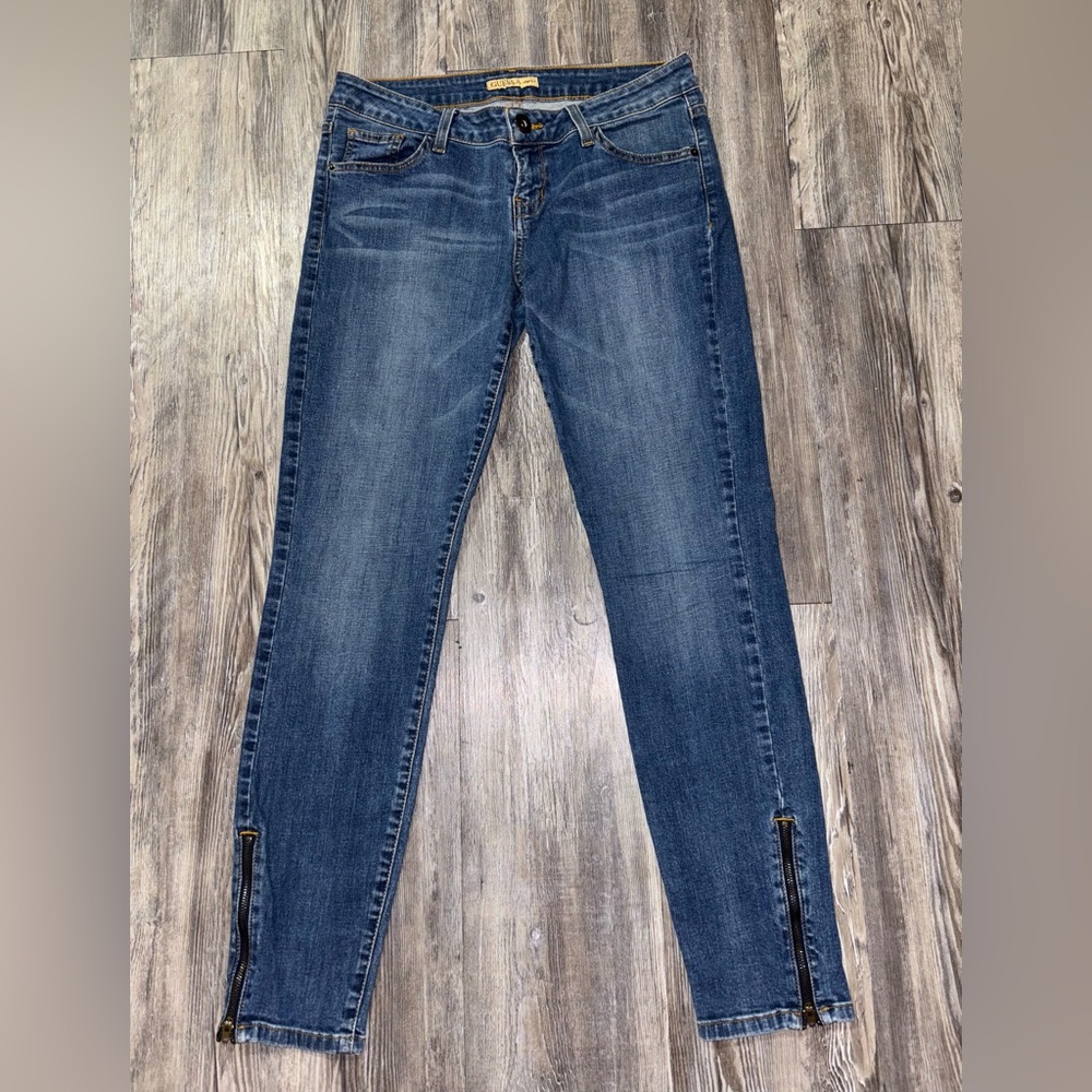 Guess Low-Rise Ankle Zipper Jeans